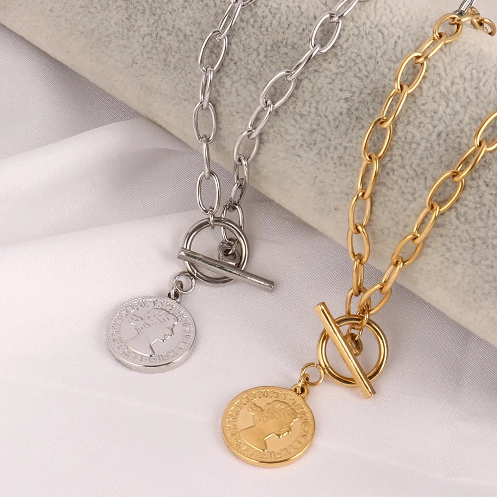 316L Stainless Steel Carved Queen Coin Pendant Necklace