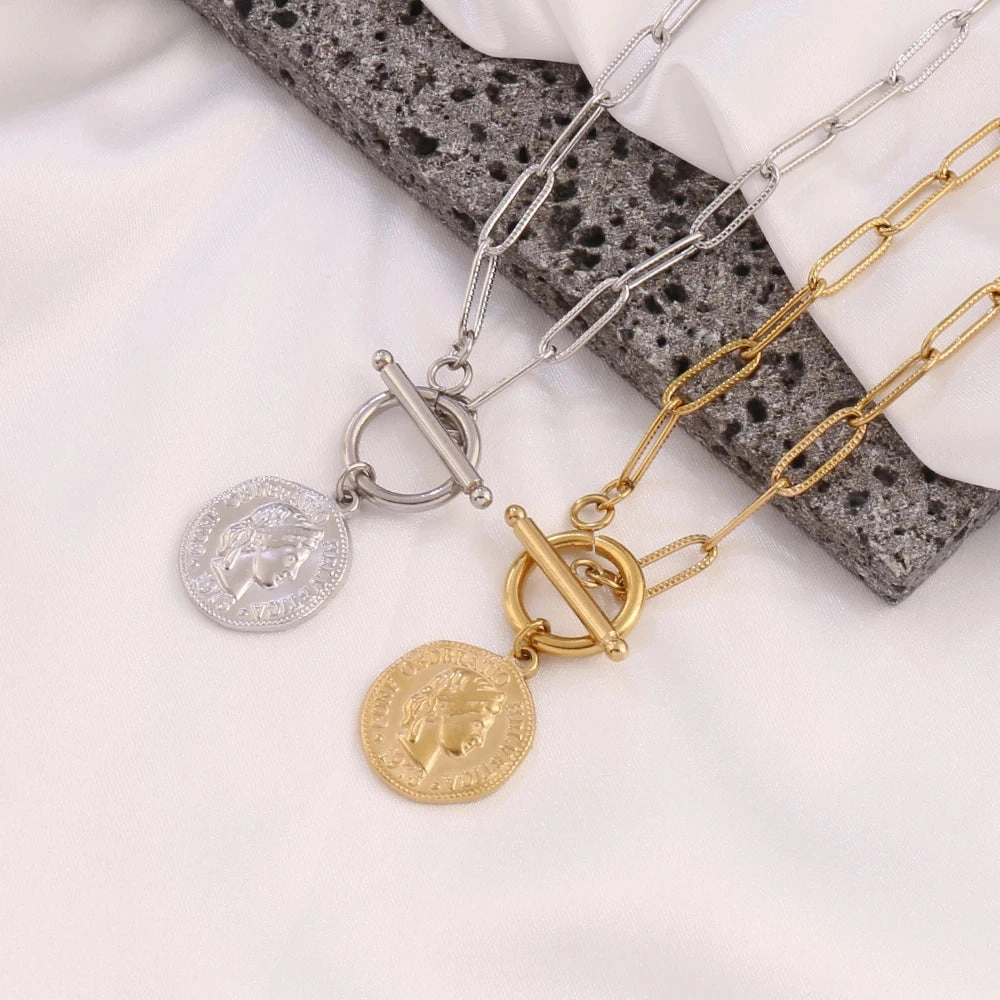 316L Stainless Steel Carved Queen Coin Pendant Necklace