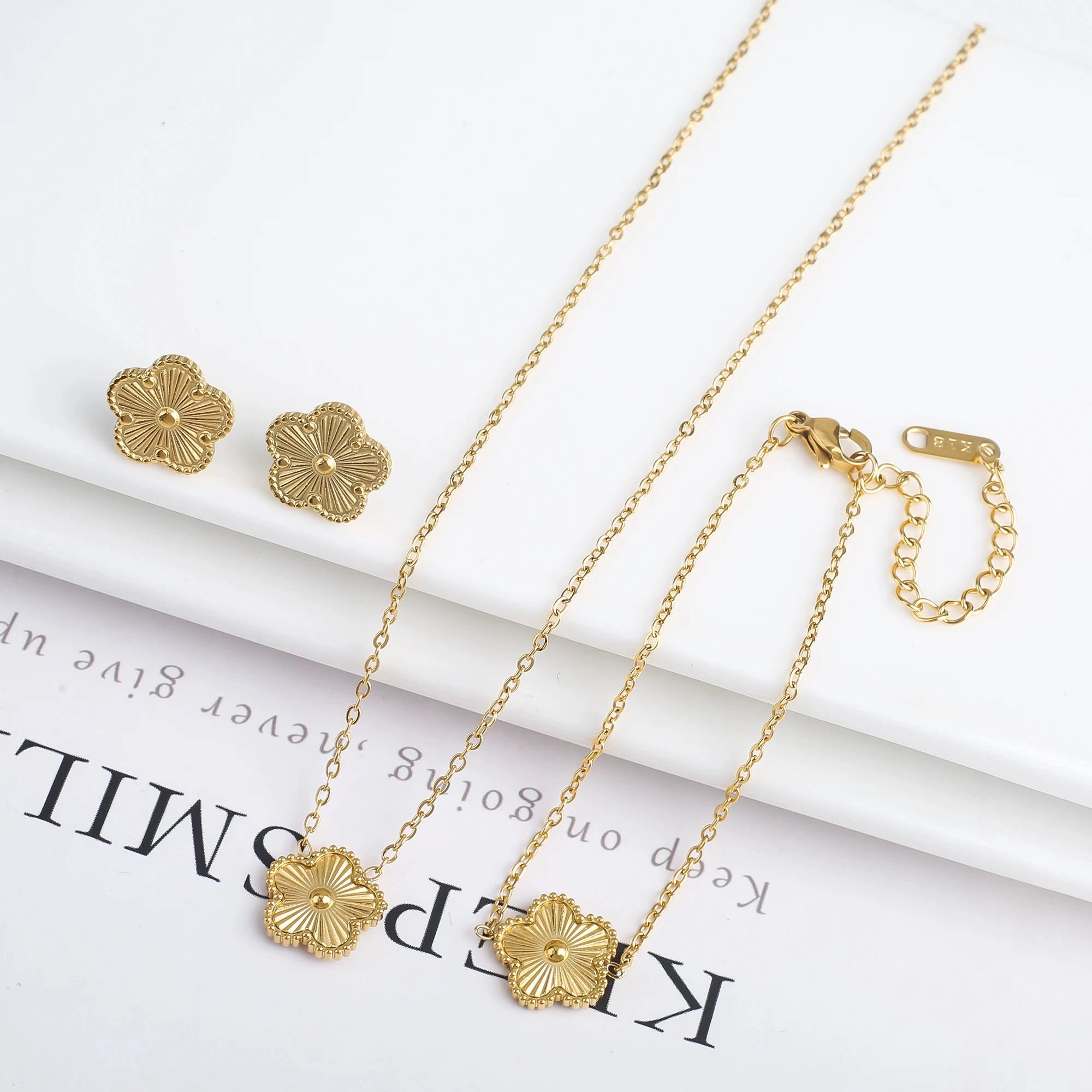 3Pcs Luxury Stainless Steel Five Leaf Flower Jewelry Set