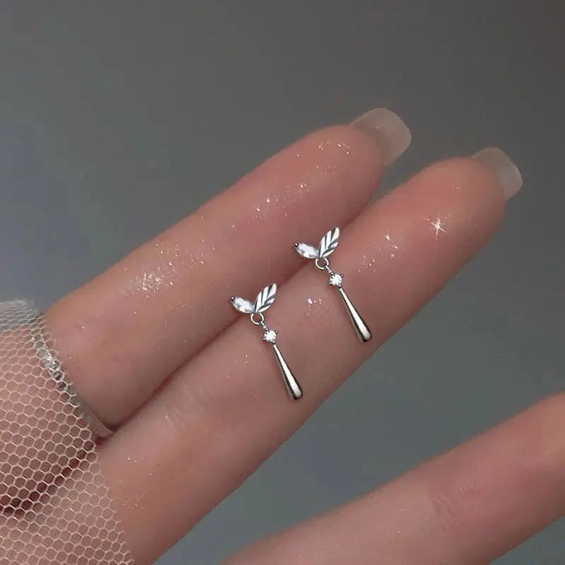 925 Silver Needle Shiny Zircon Butterfly Earring for Students