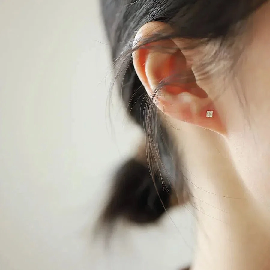 925 Silver Needle Shiny Zircon Stud Earrings Cute Sweet Style