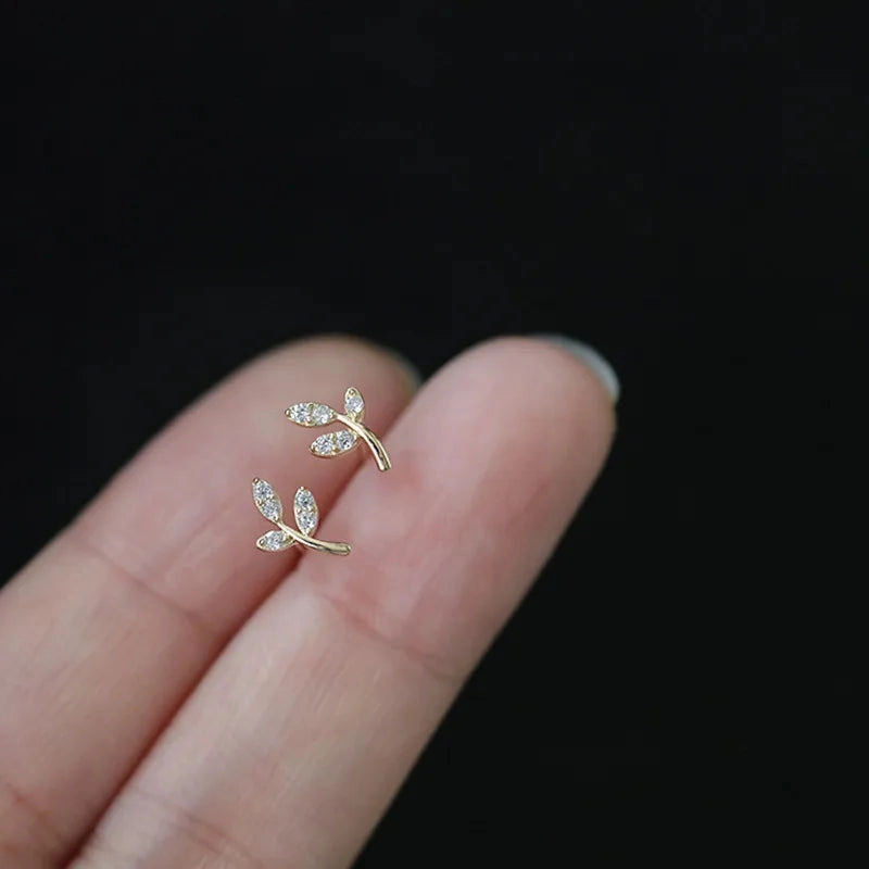 925 Silver Needle Shiny Zircon Stud Earrings Cute Sweet Style