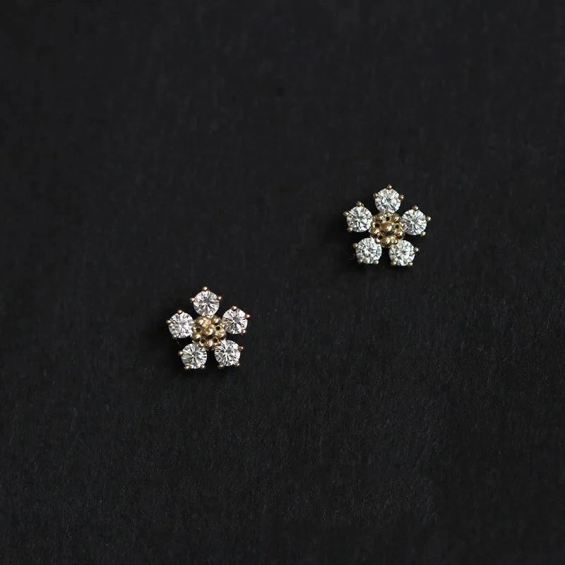 925 Silver Needle Shiny Zircon Stud Earrings Cute Sweet Style