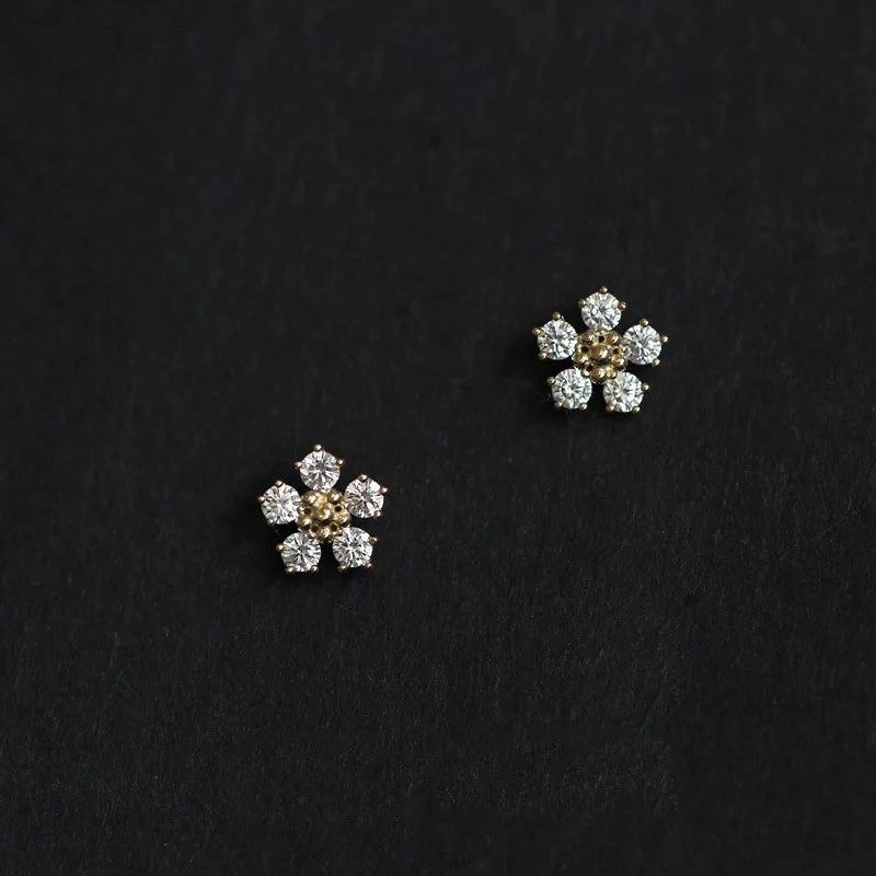 925 Silver Needle Shiny Zircon Stud Earrings Cute Sweet Style