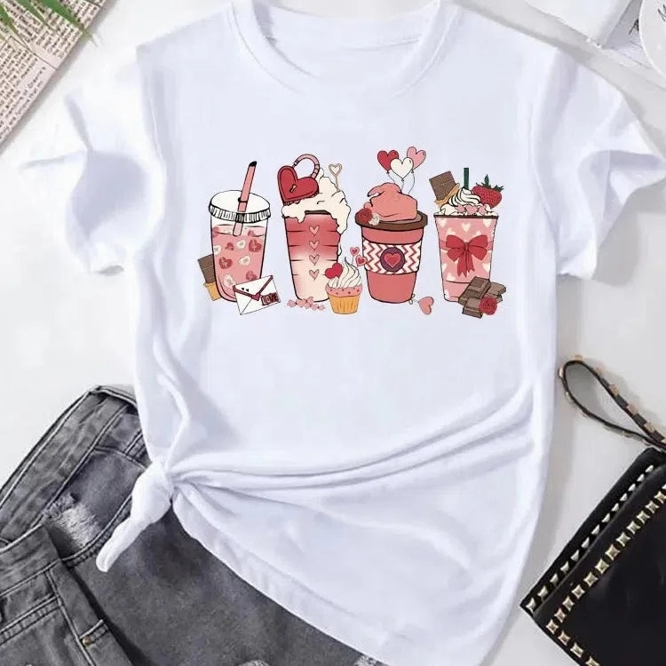 Aesthetic Women's Ice Cream Graphic Tee - Trendy Short Sleeve T-Shirt for Stylish Casual Looks