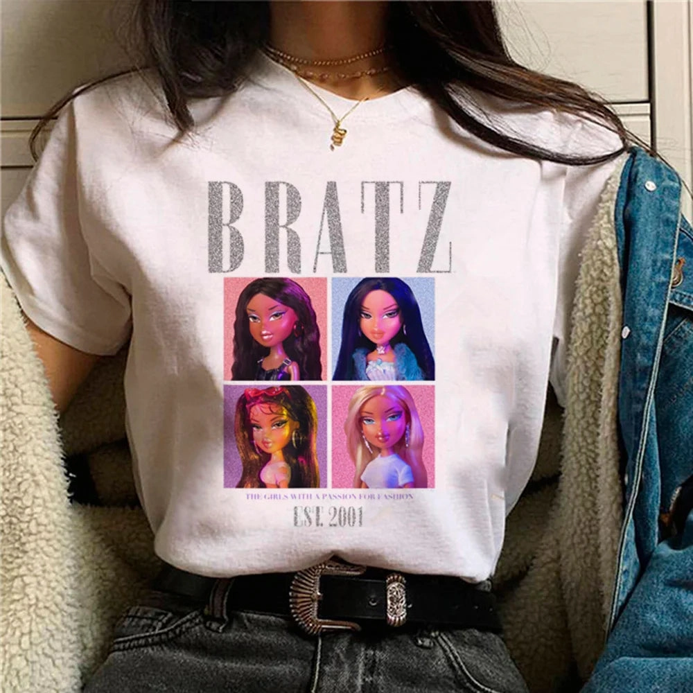 Anime-Inspired Women's Streetwear Tee - Manga Comic Graphic T-Shirt for Trendy Fashionistas