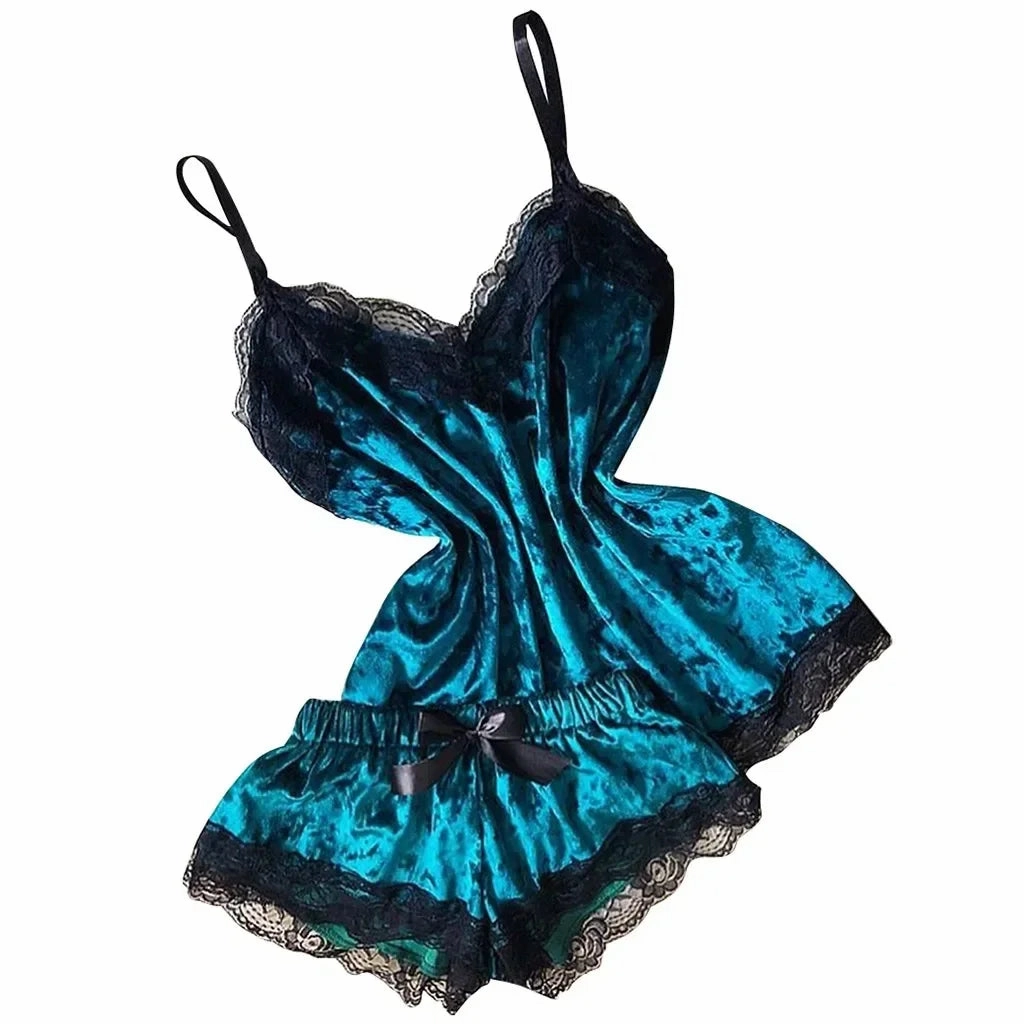 Autumn Winter Velvet Pajamas Set Women's Sexy Lingerie Sleepwear Cami Top and Shorts Pijama Loungewear for Wedding Night and Honeymoon