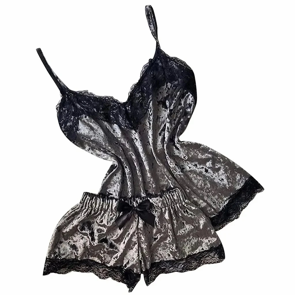 Autumn Winter Velvet Pajamas Set Women's Sexy Lingerie Sleepwear Cami Top and Shorts Pijama Loungewear for Wedding Night and Honeymoon