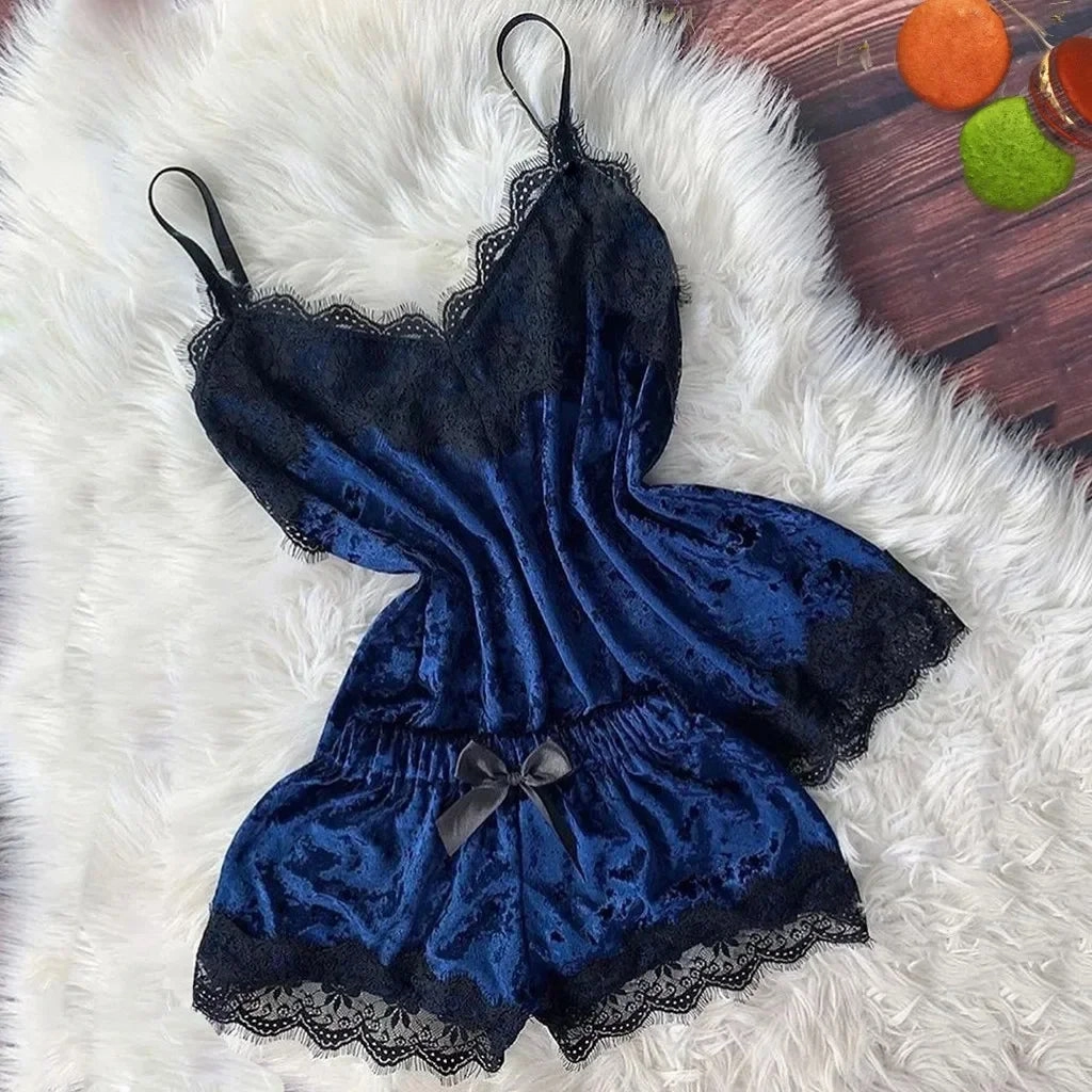 Autumn Winter Velvet Pajamas Set Women's Sexy Lingerie Sleepwear Cami Top and Shorts Pijama Loungewear for Wedding Night and Honeymoon