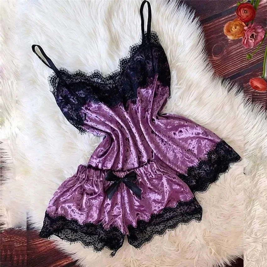 Autumn Winter Velvet Pajamas Set Women's Sexy Lingerie Sleepwear Cami Top and Shorts Pijama Loungewear for Wedding Night and Honeymoon