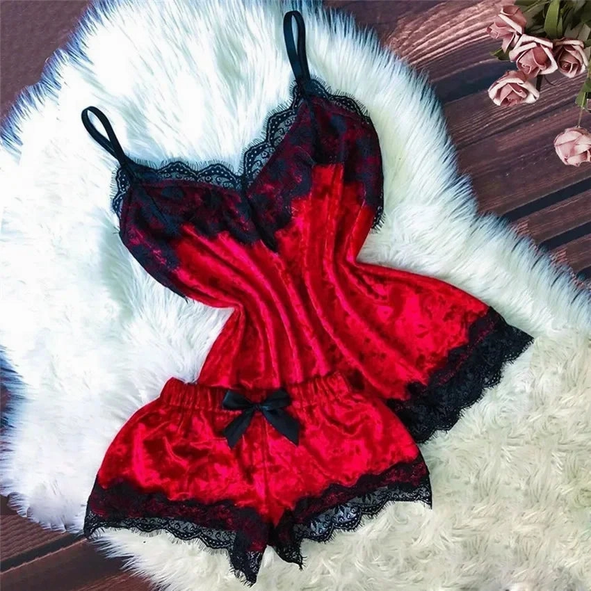 Autumn Winter Velvet Pajamas Set Women's Sexy Lingerie Sleepwear Cami Top and Shorts Pijama Loungewear for Wedding Night and Honeymoon
