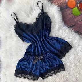 Autumn Winter Velvet Pajamas Set Women's Sexy Lingerie Sleepwear Cami Top and Shorts Pijama Loungewear for Wedding Night and Honeymoon