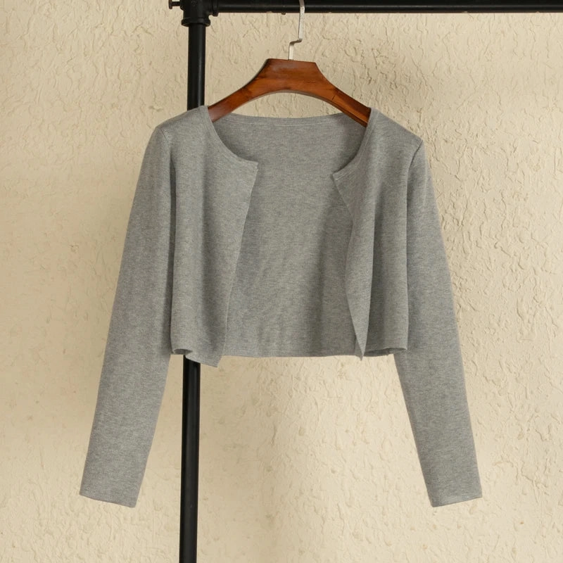 Black Cropped Knitted Sweater Korean Style Women's Coat Spring Long Sleeve Top Jersey Cardigan Female Clothing Blouses