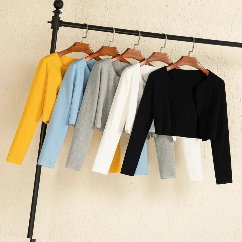 Black Cropped Knitted Sweater Korean Style Women's Coat Spring Long Sleeve Top Jersey Cardigan Female Clothing Blouses