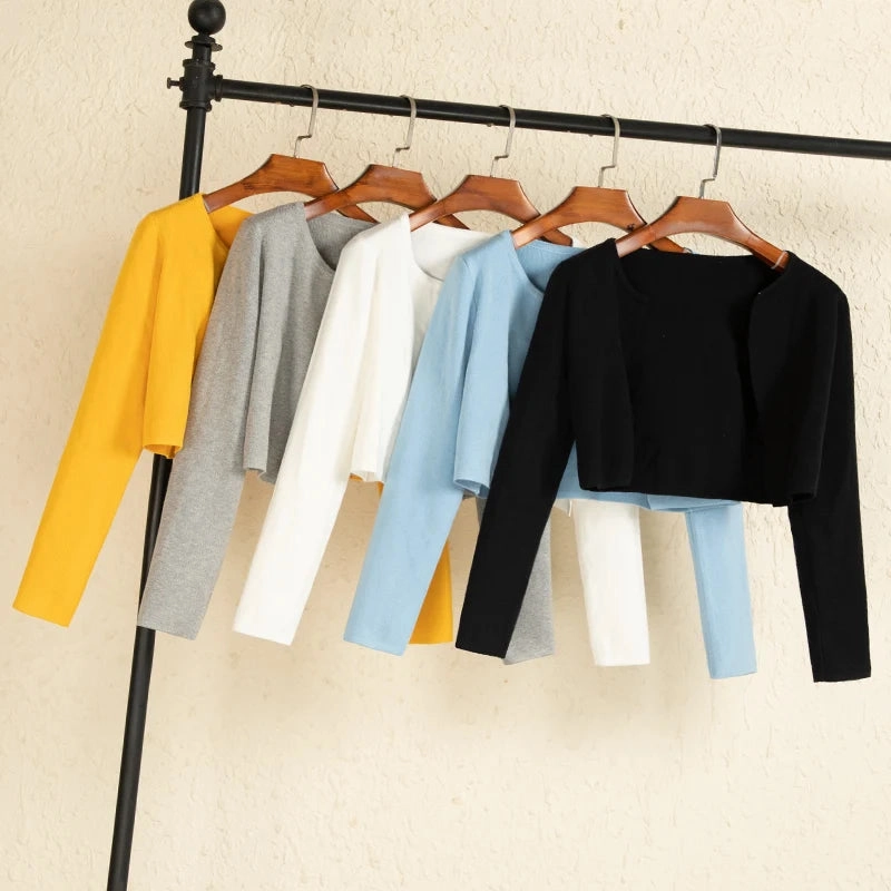 Black Cropped Knitted Sweater Korean Style Women's Coat Spring Long Sleeve Top Jersey Cardigan Female Clothing Blouses