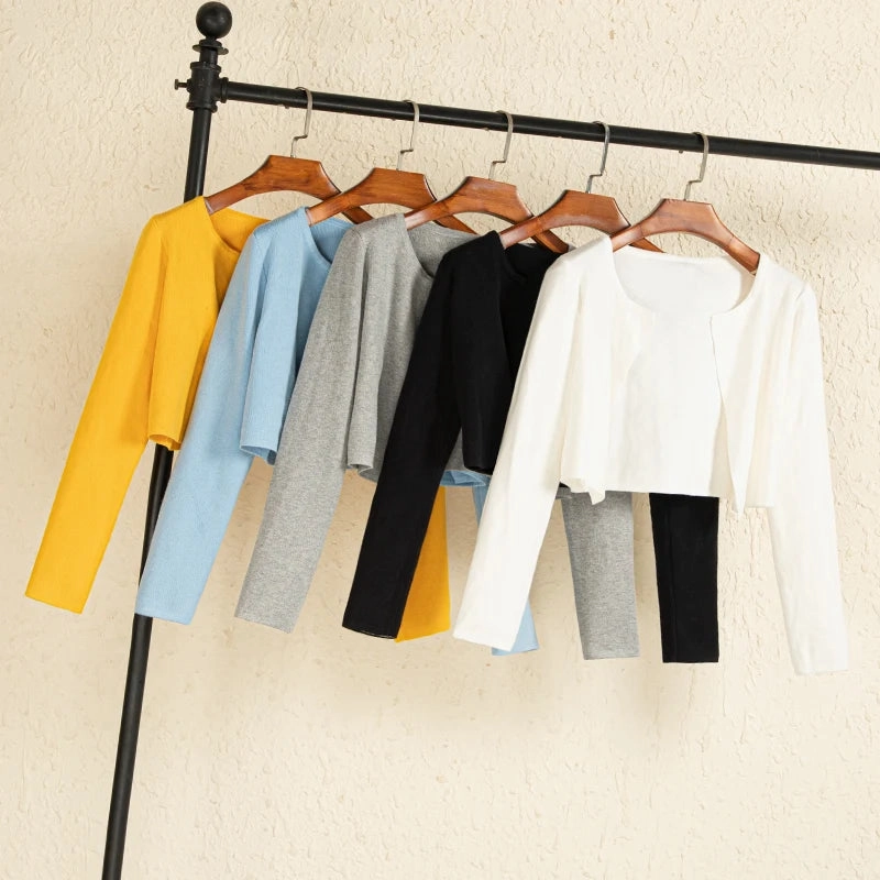 Black Cropped Knitted Sweater Korean Style Women's Coat Spring Long Sleeve Top Jersey Cardigan Female Clothing Blouses