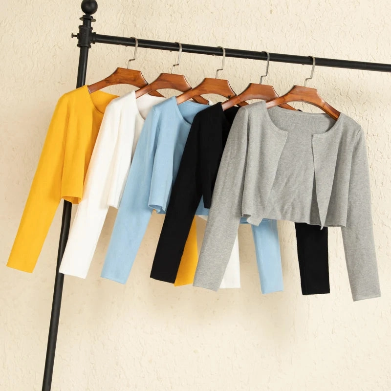 Black Cropped Knitted Sweater Korean Style Women's Coat Spring Long Sleeve Top Jersey Cardigan Female Clothing Blouses