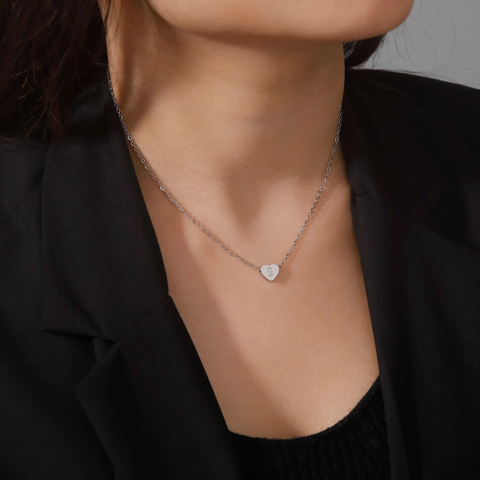 Cazador Stainless Steel Heart Pendant Necklace for Women