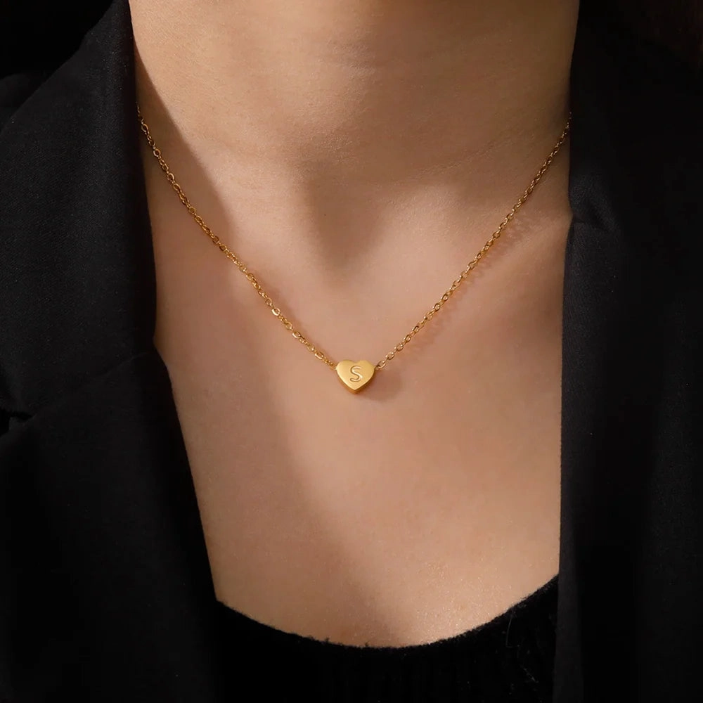 Cazador Stainless Steel Heart Pendant Necklace for Women