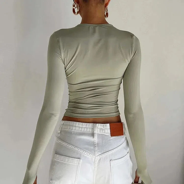 Chic Long Sleeve Women??s Crop Top with Thumb Holes - Slim Fit Casual Tee for Effortless Summer Style
