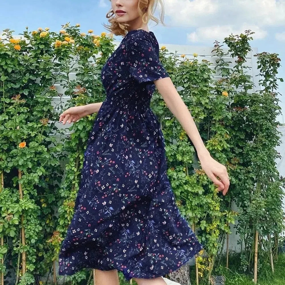 Chic Summer Floral Print A-Line Dress for Women ?C Casual V-Neck Mid-Calf Style with Loose Fit and Short Sleeves