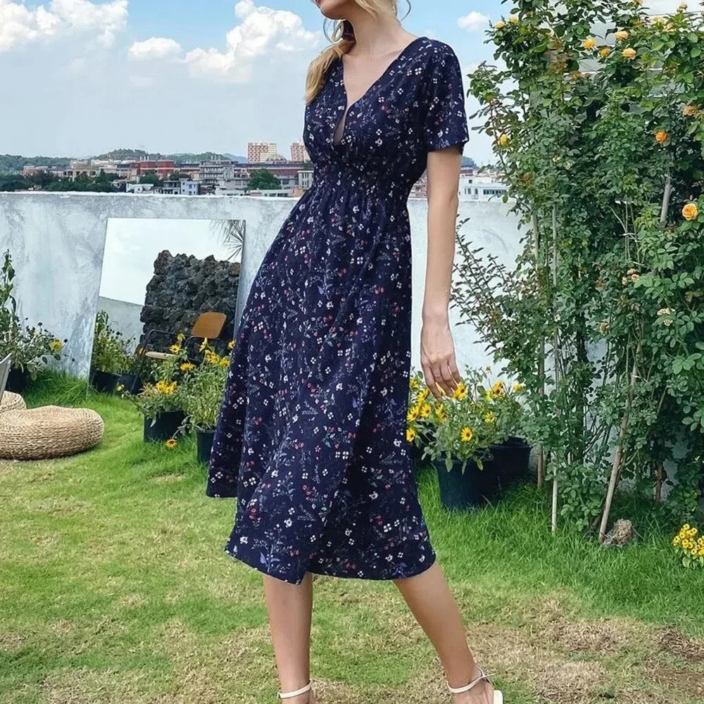 Chic Summer Floral Print A-Line Dress for Women ?C Casual V-Neck Mid-Calf Style with Loose Fit and Short Sleeves