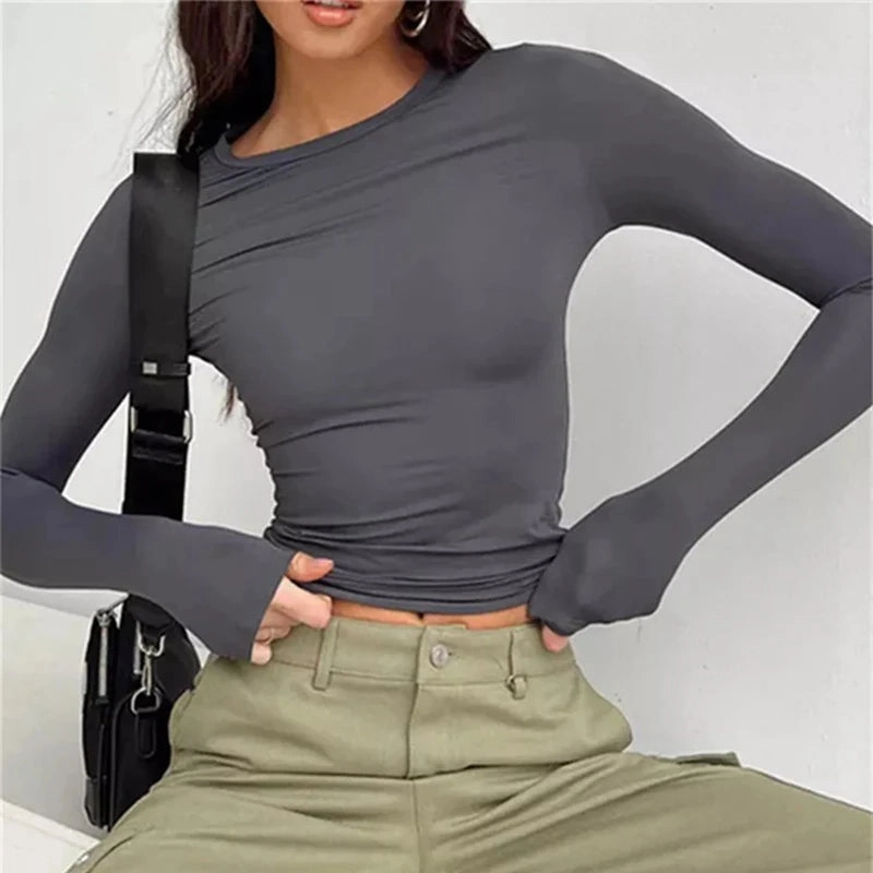 Chic Y2K Long Sleeve Crop Top for Women ?C Slim Fit Casual Solid Tee for Effortless Street Style in All Seasons