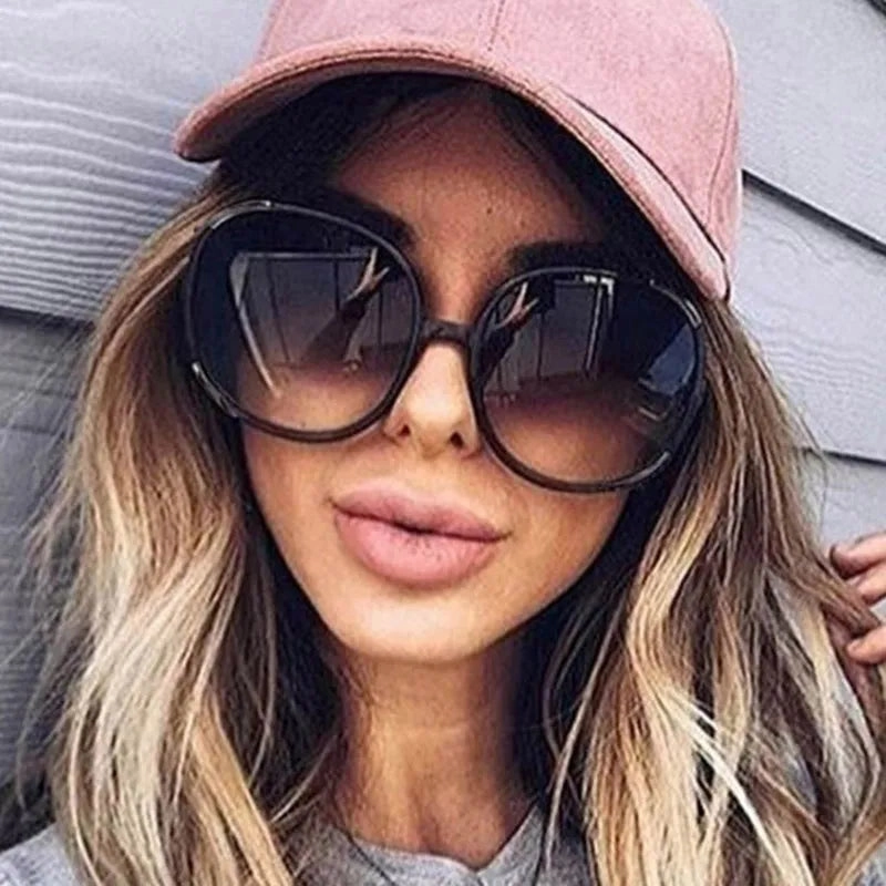 Classic Big Frame Luxury Women Sunglasses Plastic UV400 Eyewear