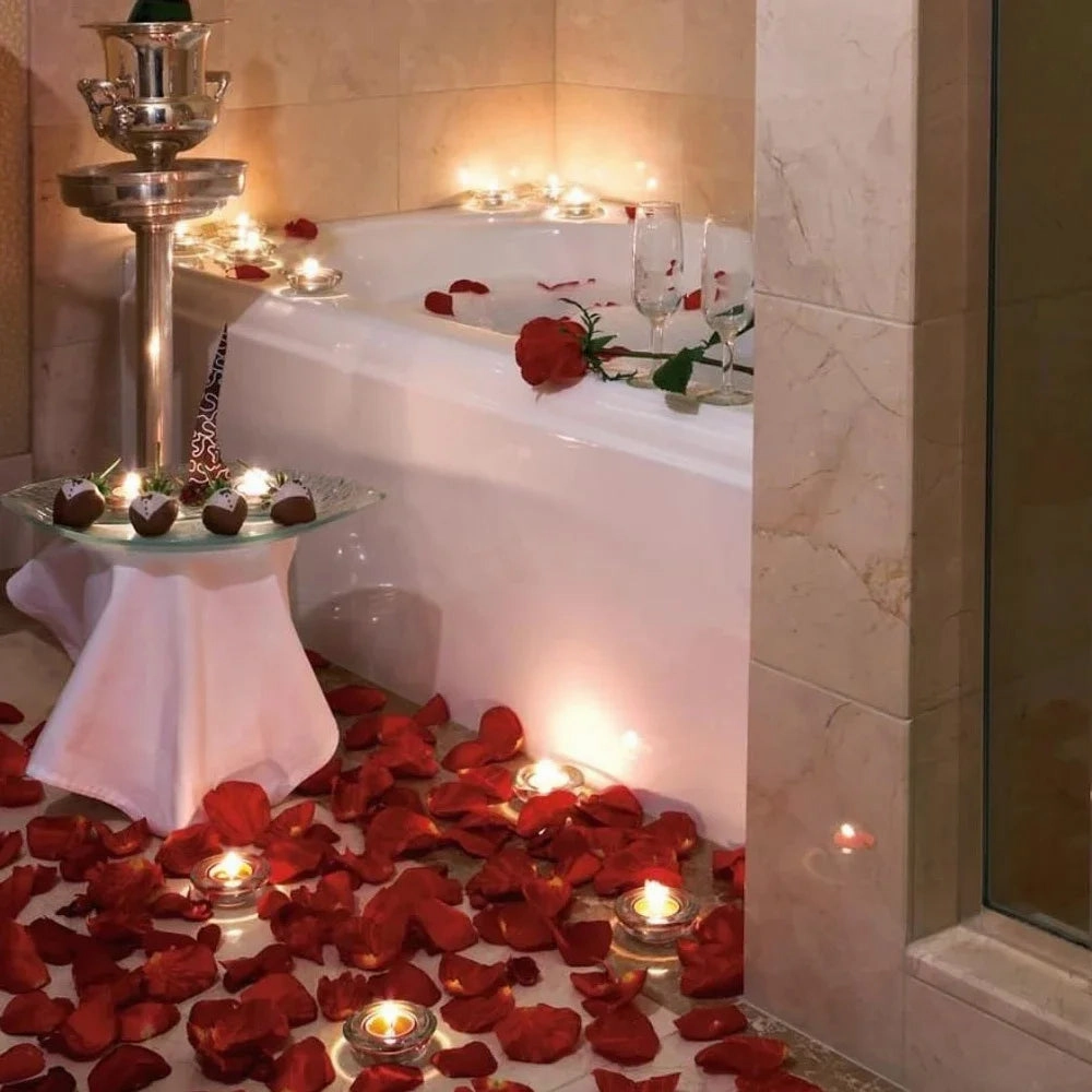 Colorful 100-10000Pcs Artificial Fake Rose Petals for Weddings