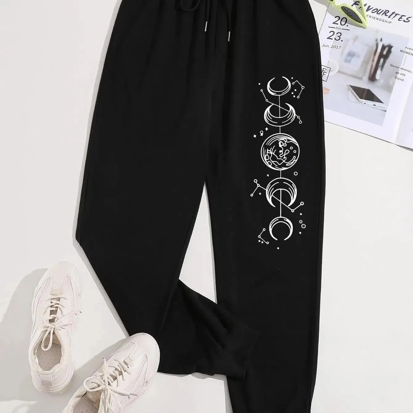 Connected Crescents Print Casual Women Pants Hip Hop Trousers with Drawstring Pockets for Everyday Style and Comfort
