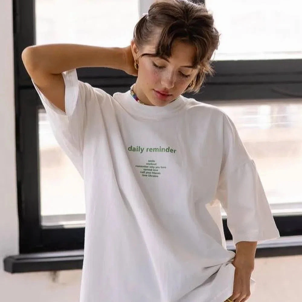 Daily Reminder Spread Love Ukraine Women's Casual Tee