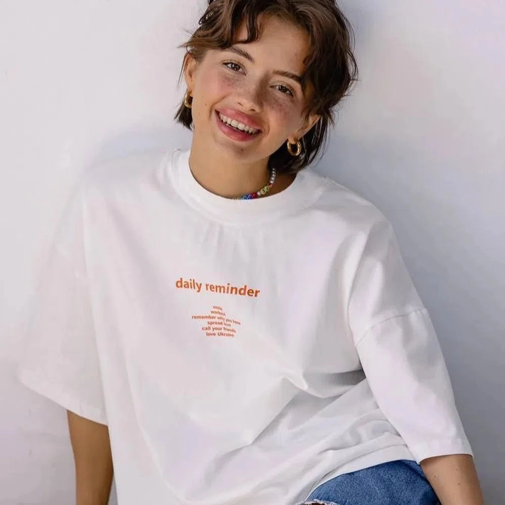 Daily Reminder Spread Love Ukraine Women's Casual Tee