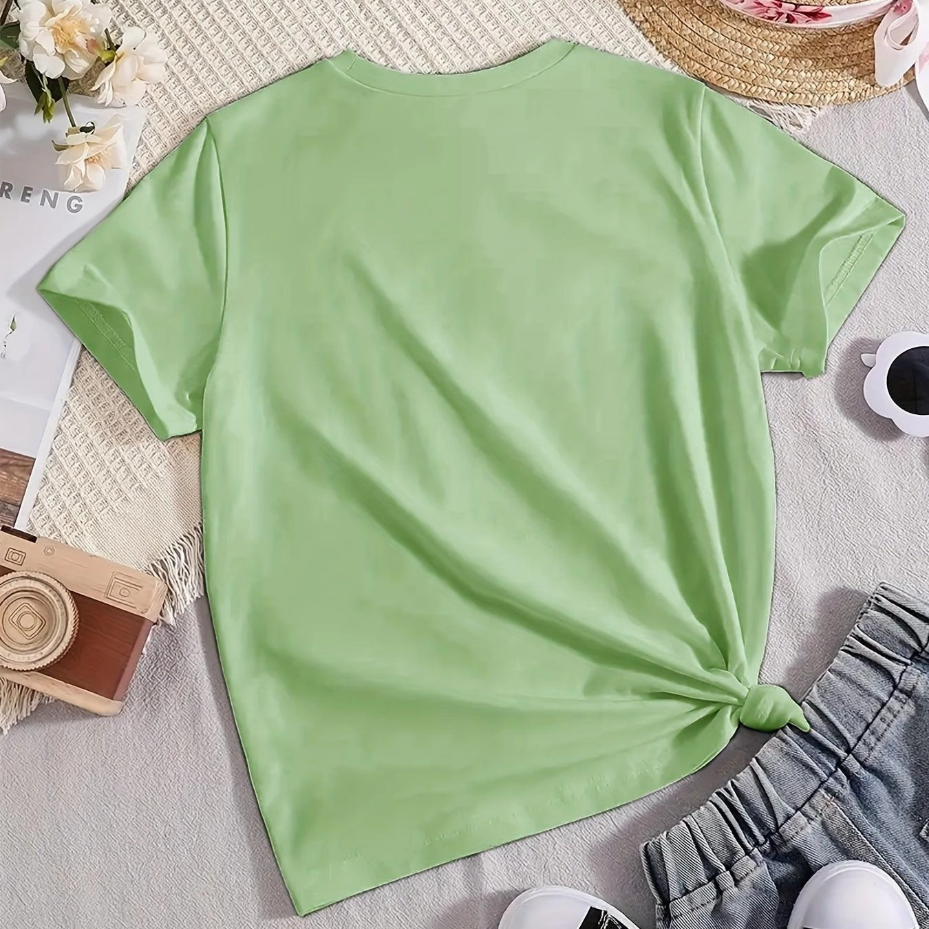 Dandelion Print V Neck T-Shirt for Spring and Summer Style