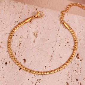 E.B.belle Waterproof Fashion 18k Gold Plated Cuban Chain Bracelet for Women