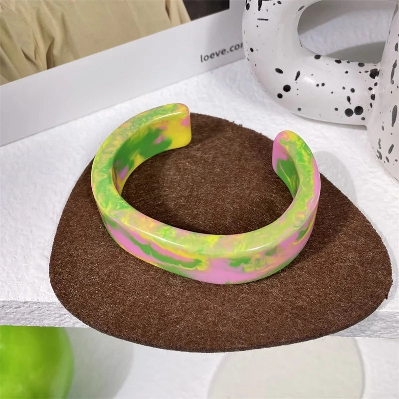 Elegant Gradation Green Resin Wide Cuff Bracelets for Women
