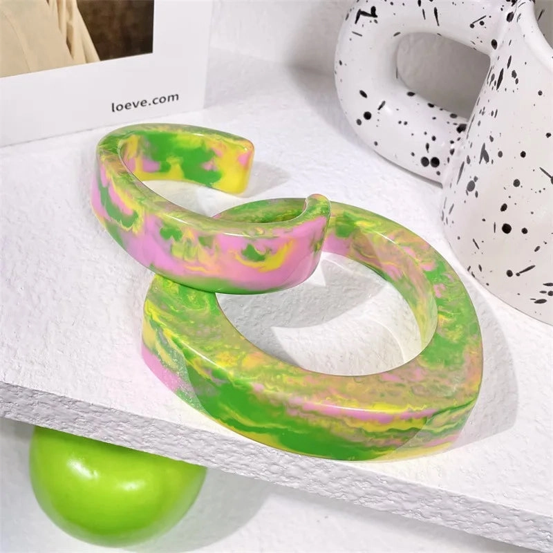 Elegant Gradation Green Resin Wide Cuff Bracelets for Women