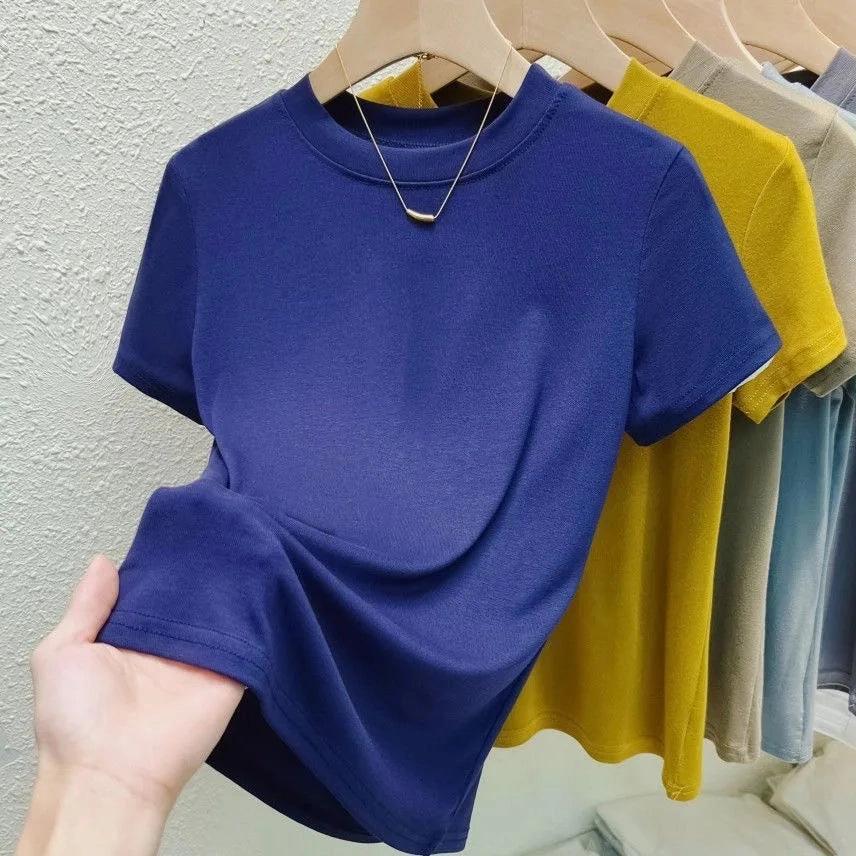 Elevate Your Summer Style: Plus Size Slim Fit Women's Casual Crew Neck T-Shirt - Short Sleeve Solid Tees for Effortless Chic