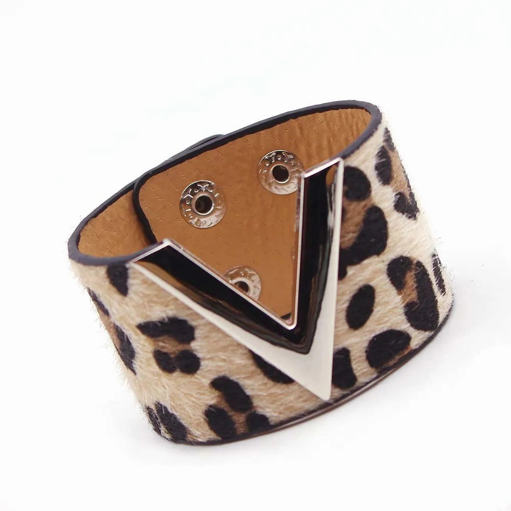Europe Crack Leather Bracelet For Women Femme Punk Style Soft Jewellery