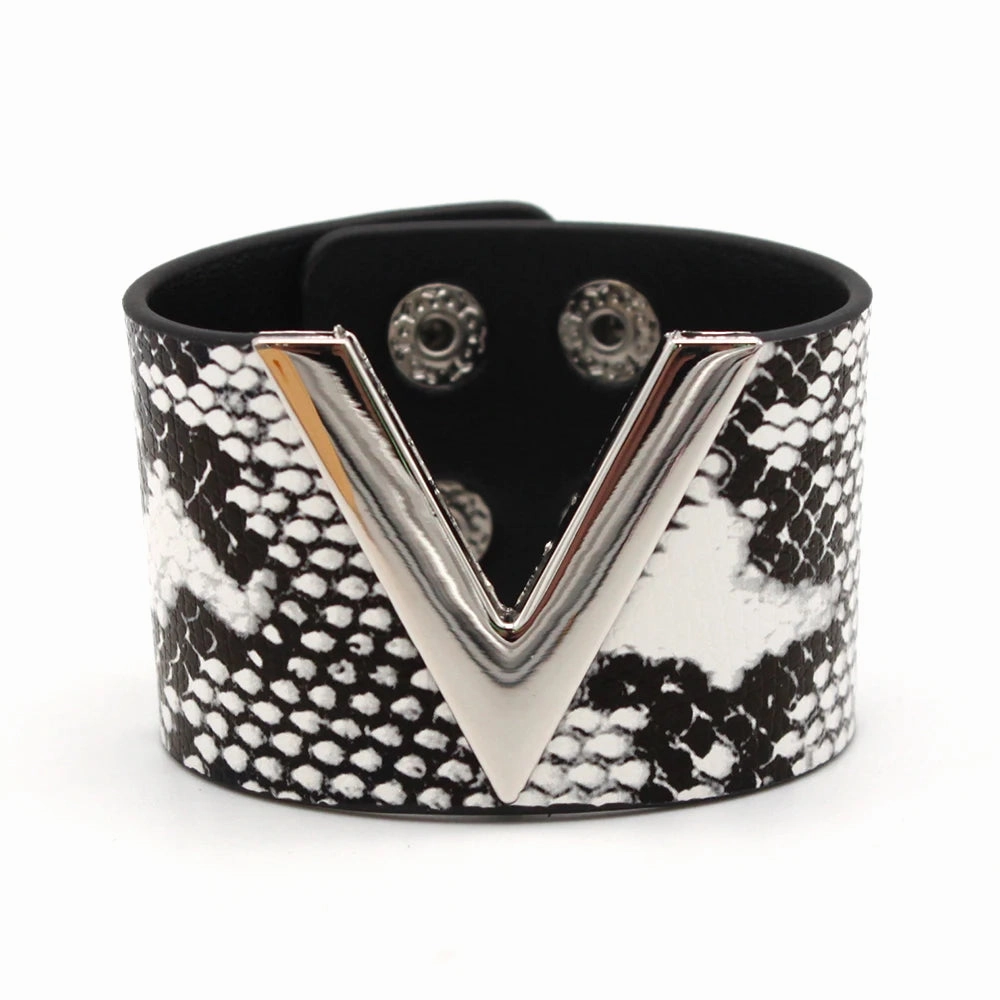 Europe Crack Leather Bracelet For Women Femme Punk Style Soft Jewellery