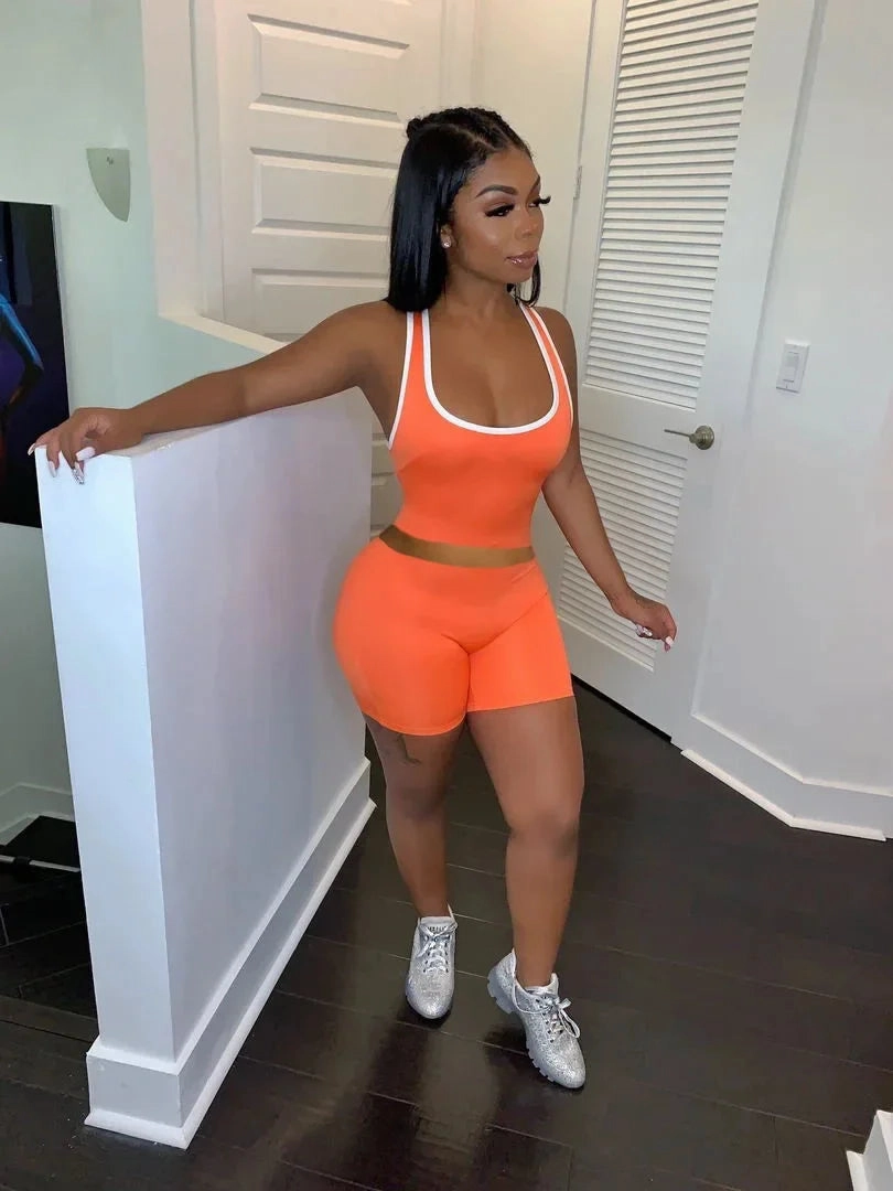 European and American Women??s Fashion Sexy Sports Tank Top and Shorts Set Slim Fit Solid Color Summer Casual Outfit