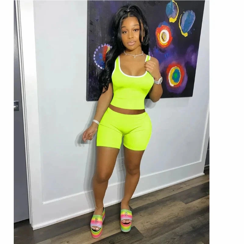 European and American Women??s Fashion Sexy Sports Tank Top and Shorts Set Slim Fit Solid Color Summer Casual Outfit
