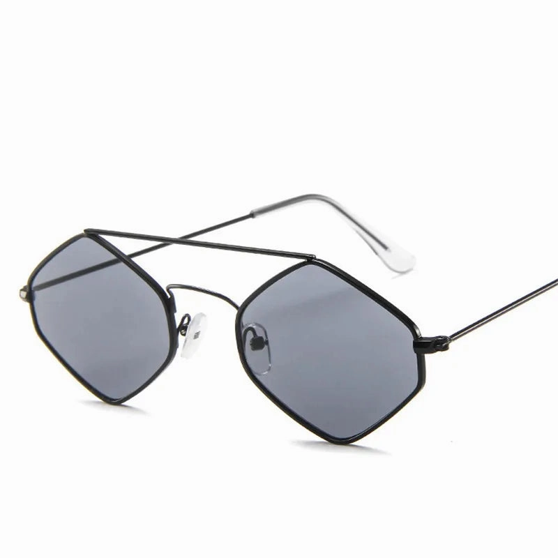 Fashion Vintage Diamond Sunglasses Women Retro Punk Eyeglasses UV400