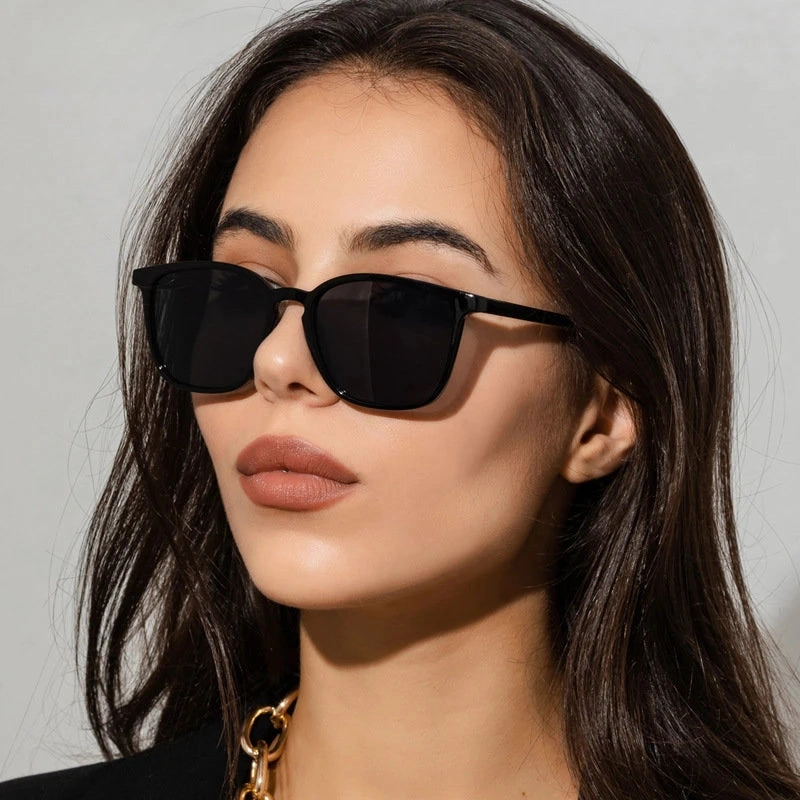 Fashion Vintage Square Sunglasses for Women UV400 Retro Shades