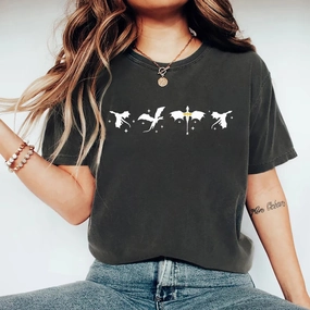 Fourth Wing Graphic T Shirt for Men Women Short Sleeve Vintage Dragon T Shirt Casual Cotton Top for College and Everyday Wear