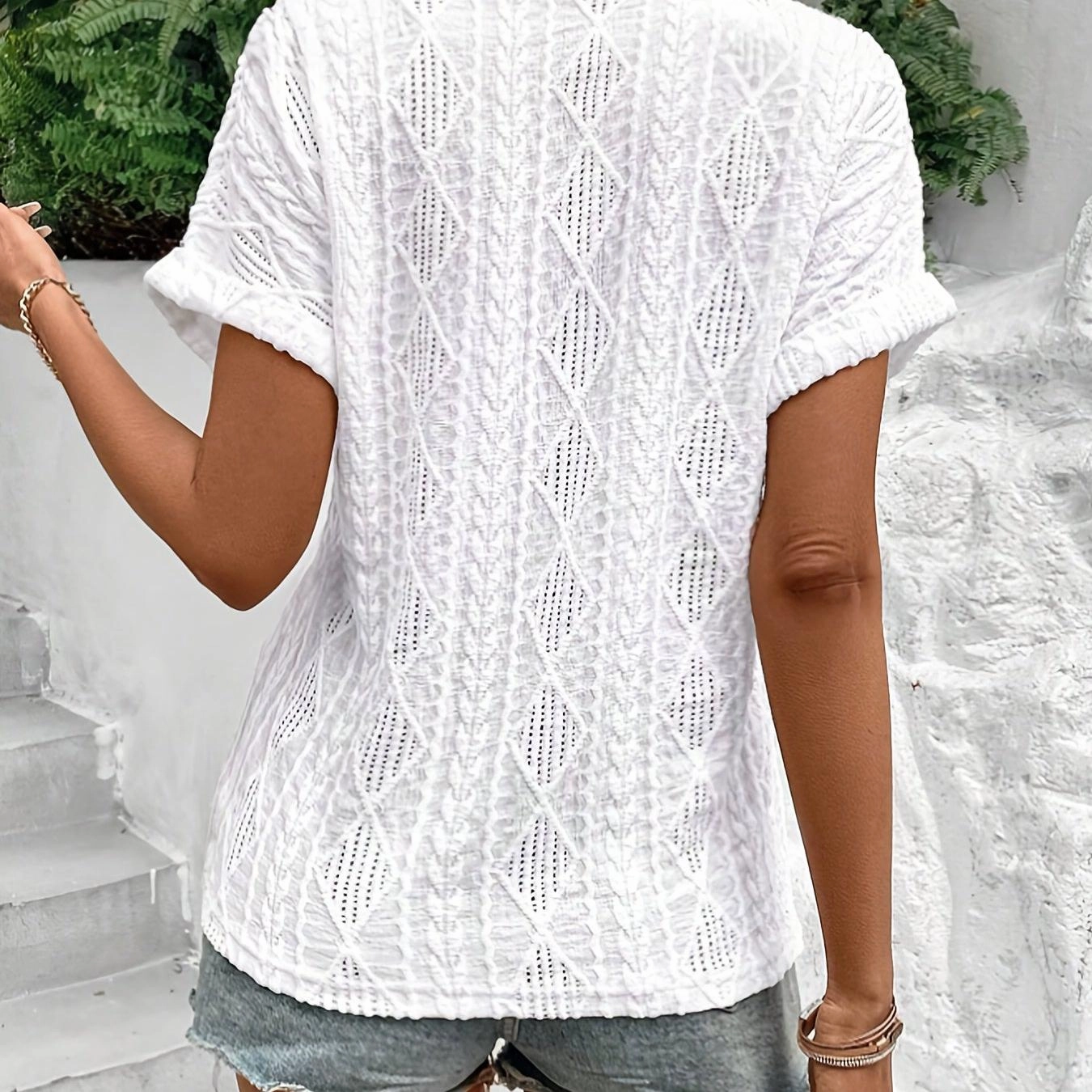 Geo Pattern Notched Neck T-Shirt, Elegant Short Sleeve Tee