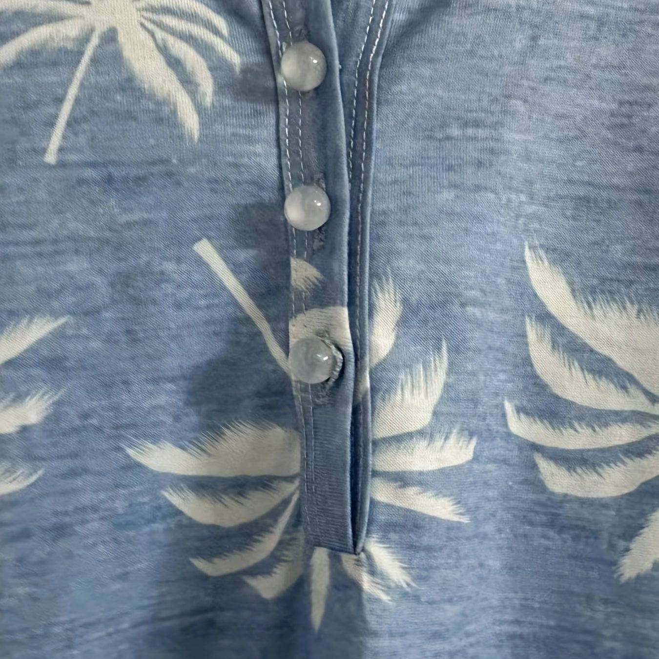 Graphic Print Button Front Tank Top for Summer Style
