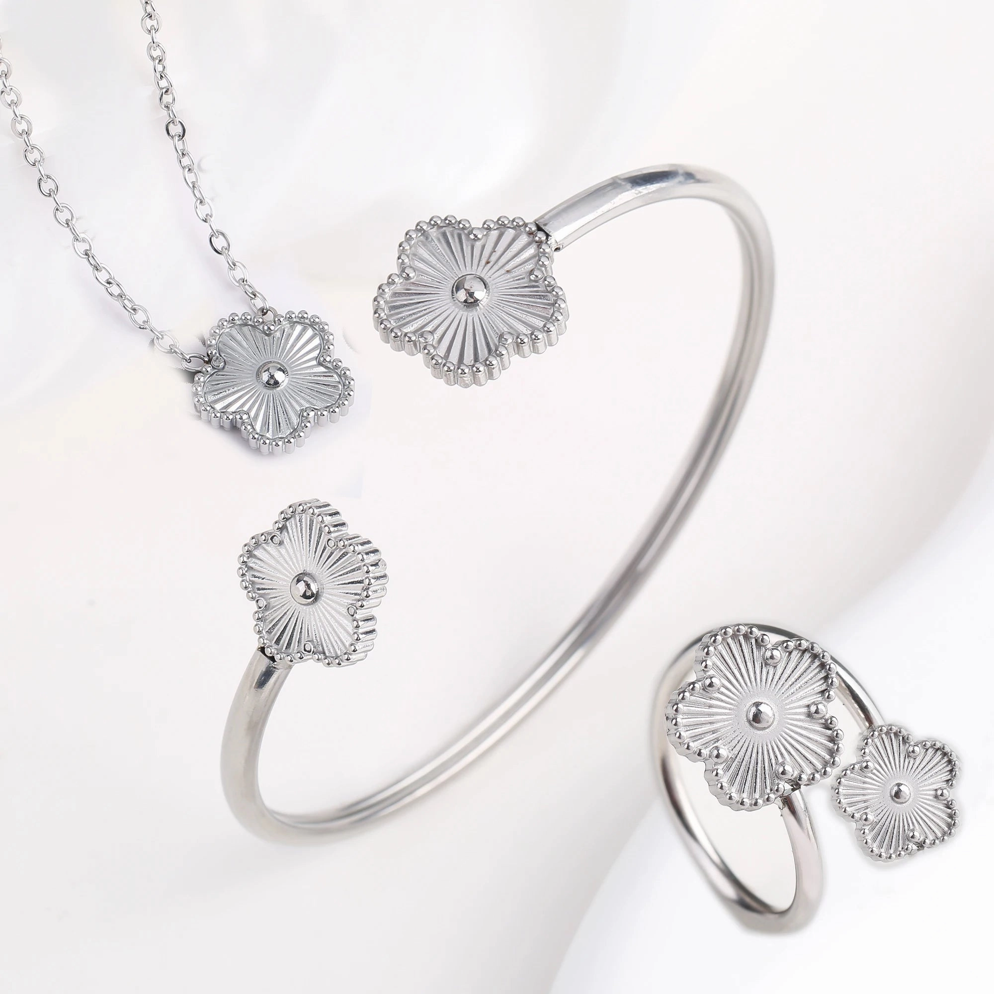 High Quality Luxury Stainless Steel Botanical Jewelry Set for Women