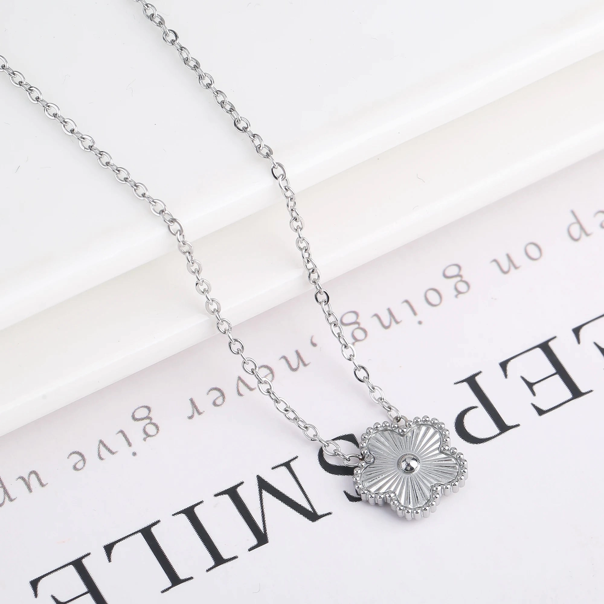 High Quality Luxury Stainless Steel Botanical Jewelry Set for Women