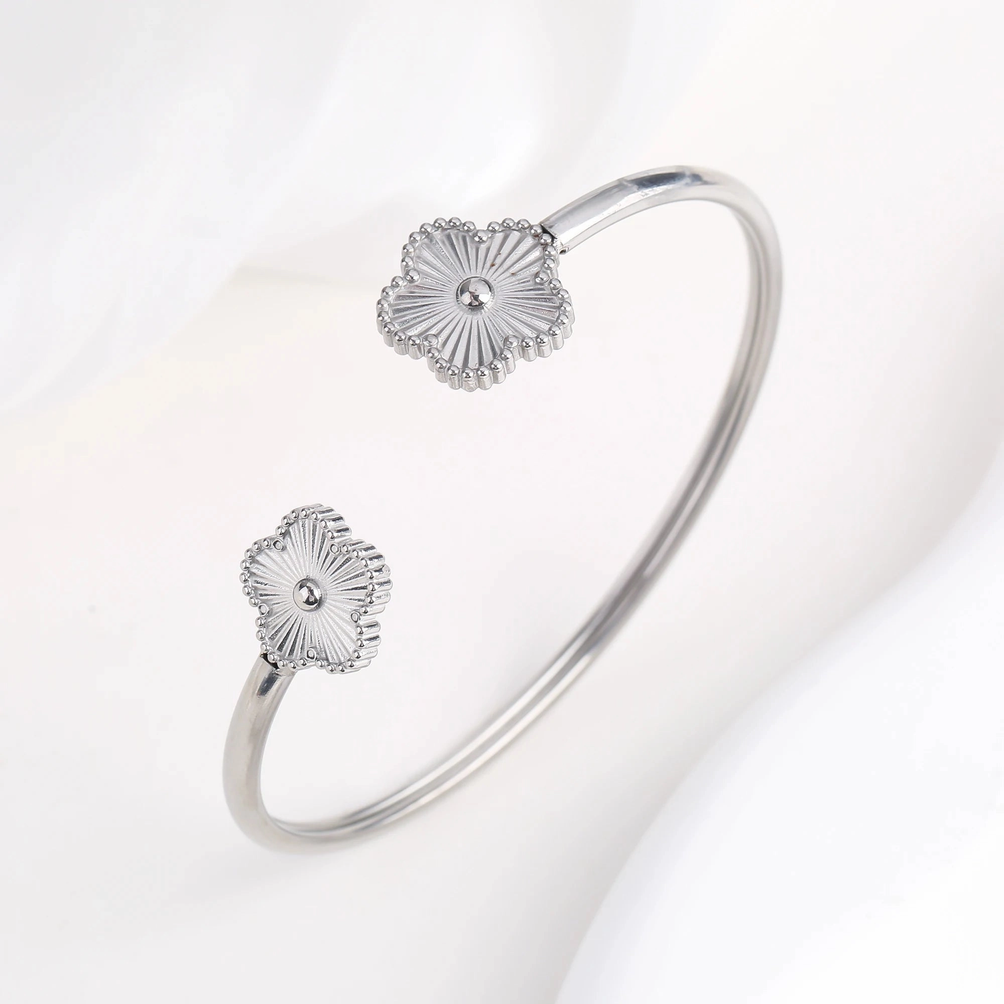 High Quality Luxury Stainless Steel Botanical Jewelry Set for Women