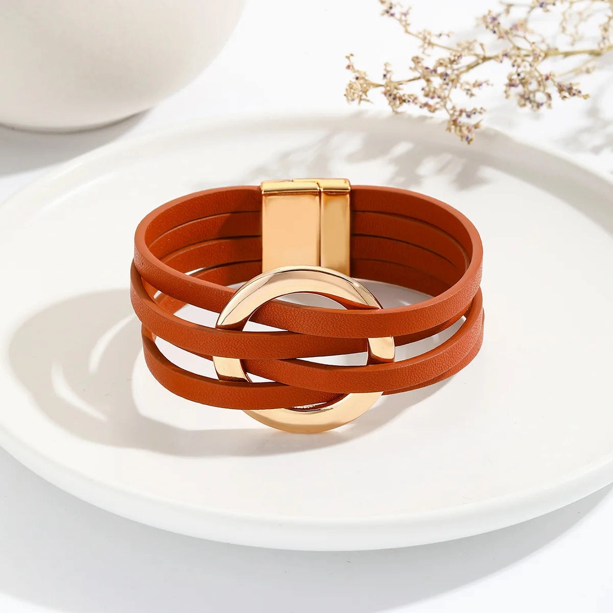 Hot Multi Layer Wide Leather Bracelet for Women Metal Circle Cuff Summer Fashion Accessory